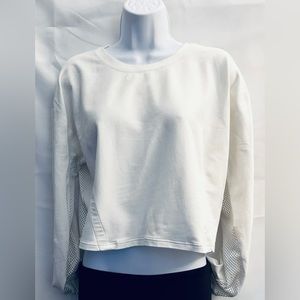 NIKE Black Friday TRACK & FIELD ACTIVEWEAR WOMEN’S SIZE S  CROPPED LONG SLEEVE